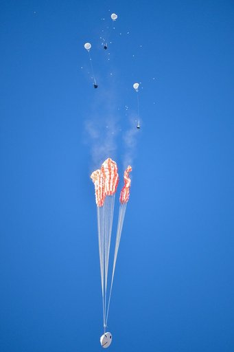 Orion's parachutes measure up in high pressure test