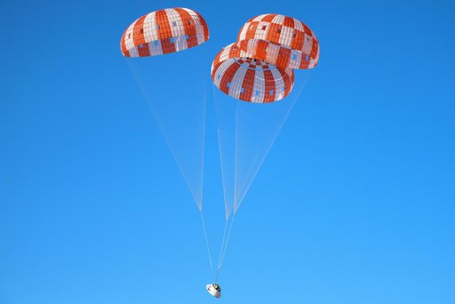 Orion's parachutes measure up in high pressure test