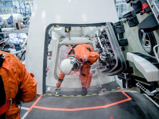 NASA Tests Ensure Astronaut, Ground Crew Safety Before Orion Lau