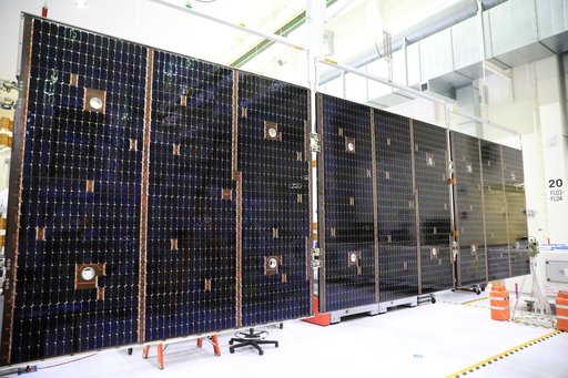 Orion solar wings for Artemis I
