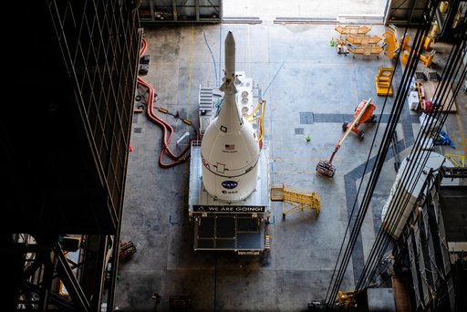 Orion arrives at the VAB