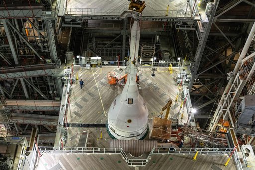Artemis I Orion / SLS stack complete