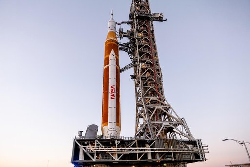 Artemis I stack rolls out to the launch pad