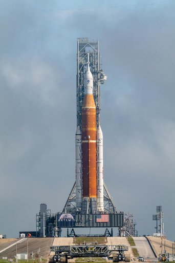 Artemis I on the launch pad