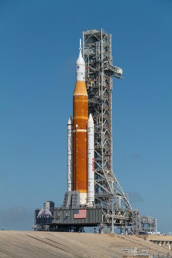 Artemis I on the launch pad