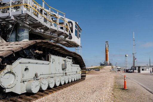 Artemis I on the launch pad