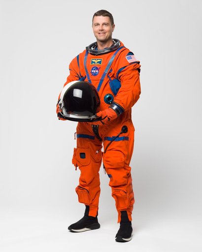 jsc2023e016429