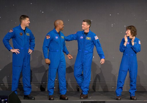 jsc2023e018440
