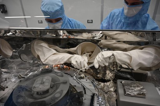 OSIRIS-REx - Sample Collection jsc2023e058643