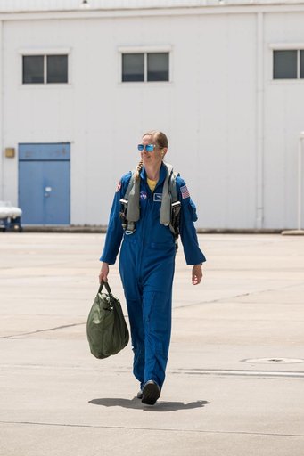jsc2024e049674