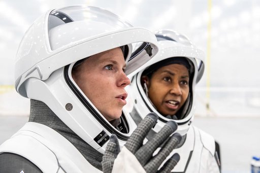 SpaceX Crew-9 members Zena Cardman and Stephanie Wilson
