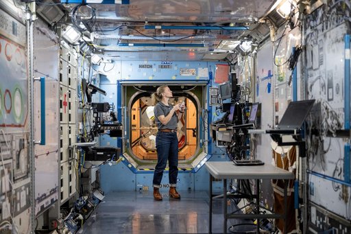 NASA astronaut Zena Cardman conducts emergency training