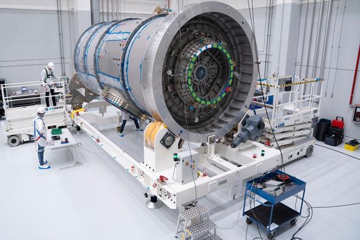 Preparing Gateway’s HALO for Departure from Italy to Arizona (jsc2025e034726)