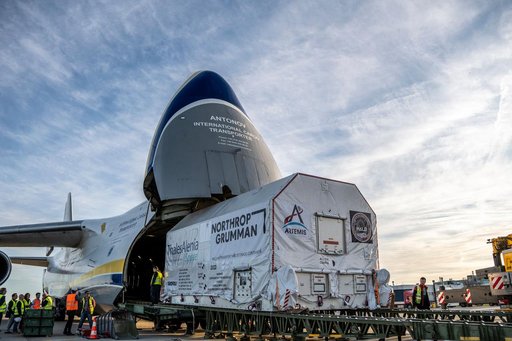 Gateway’s HALO Begins Journey from Italy to Arizona (jsc2025e034733)