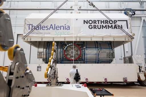 Gateway's HALO Arrives in Arizona for Final Outfitting (jsc2025e036480)