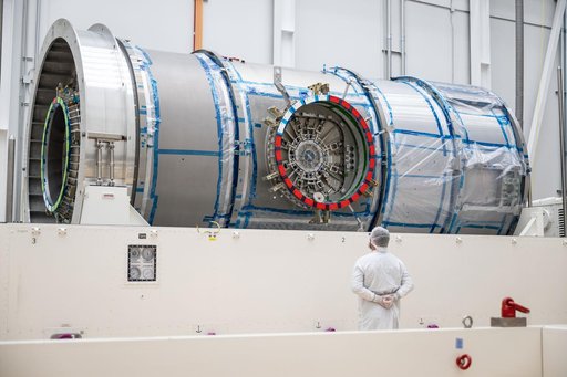Gateway's HALO Arrives in Arizona for Final Outfitting (jsc2025e036486)
