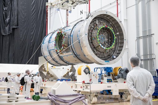 Gateway's HALO Arrives in Arizona for Final Outfitting (jsc2025e036490)