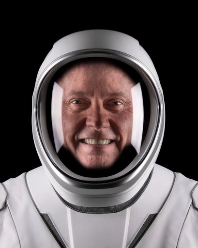 NASA astronaut Mike Fincke, pilot of NASA’s SpaceX Crew-11 mission
