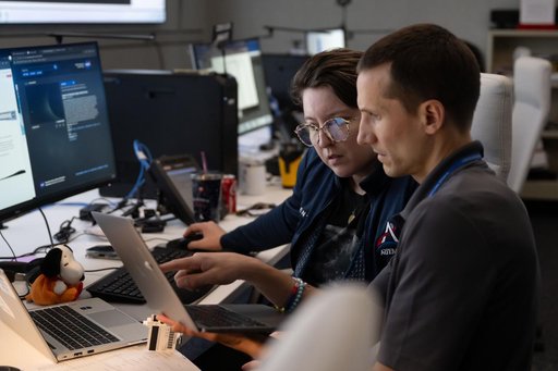 Artemis lunar science team -- jsc2026e021167