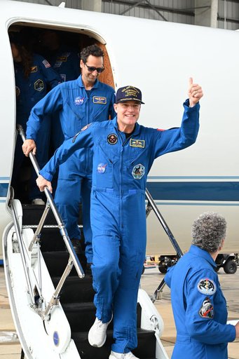 Artemis II Crew Return