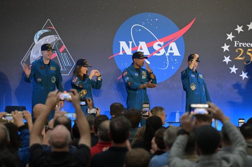 Artemis II Crew Return