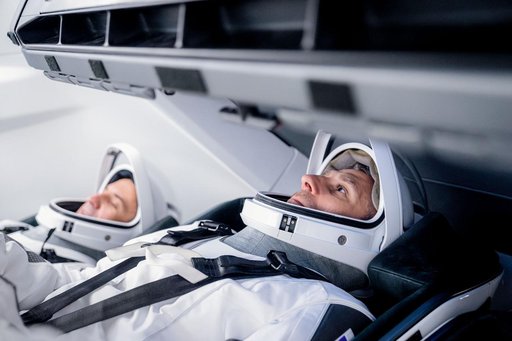 SpaceX Crew-13 members Sergey Teteryatnikov and Luke Delaney