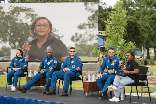 Artemis II Employee Celebration Event