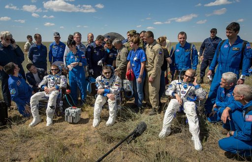 Expedition 47 Soyuz TMA-19M Landing