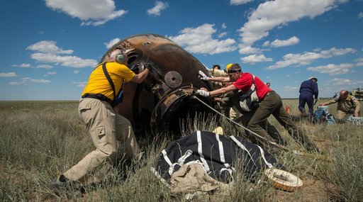 Expedition 47 Soyuz TMA-19M Landing
