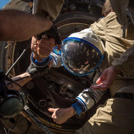 Expedition 47 Soyuz TMA-19M Landing