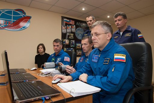 Expedition 49 Preflight