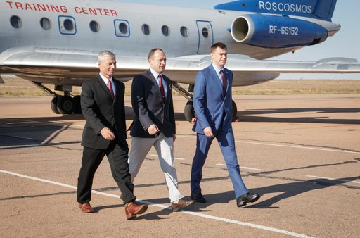Expedition 49 Preflight