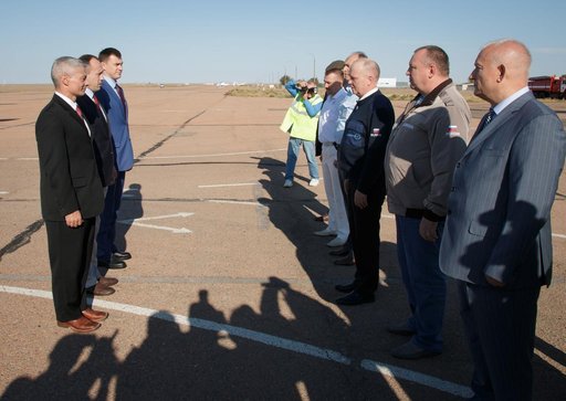 Expedition 49 Preflight