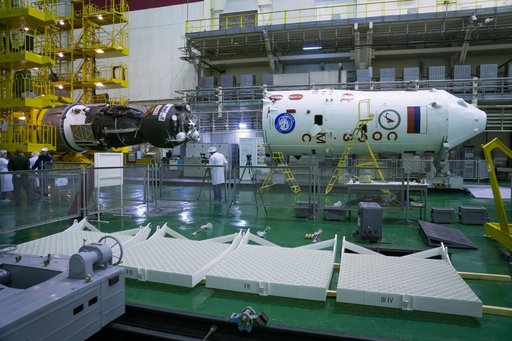 Expedition 49 Preflight
