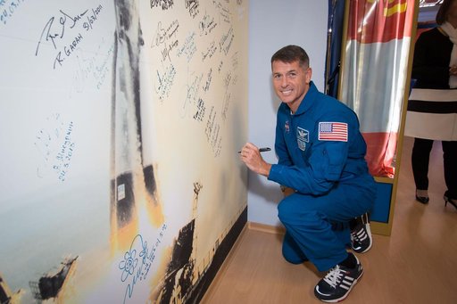 Expedition 49 Preflight