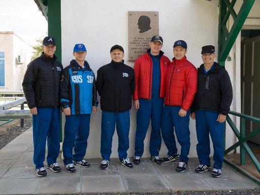 Expedition 49 Preflight
