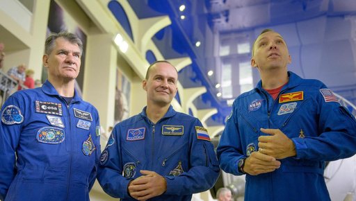Expedition 52 Qualification Exams