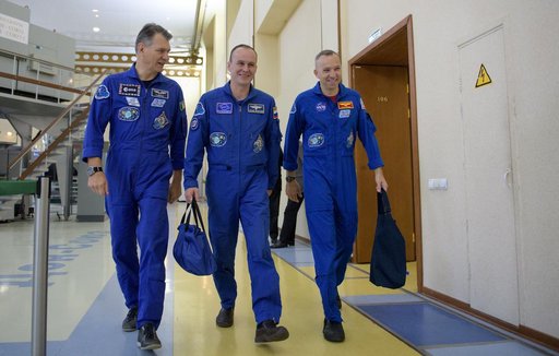 Expedition 52 Qualification Exams