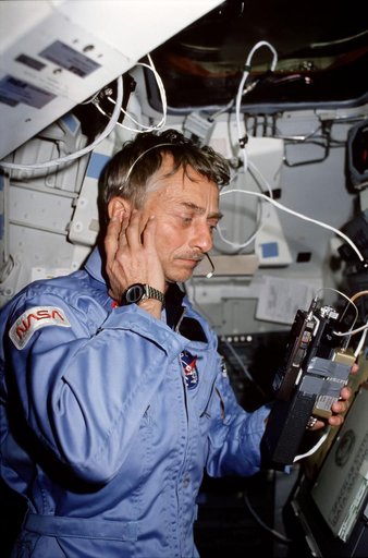 STS-9 crew activities