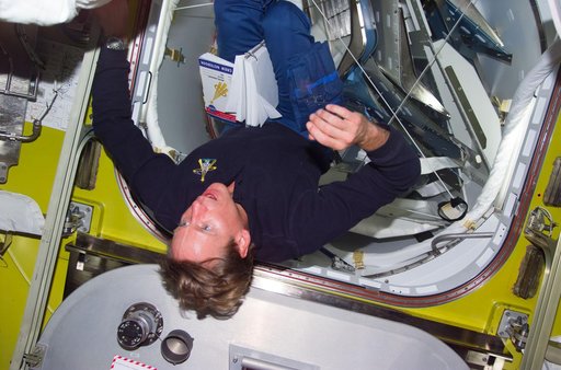 MS Gernhardt  in Quest airlock