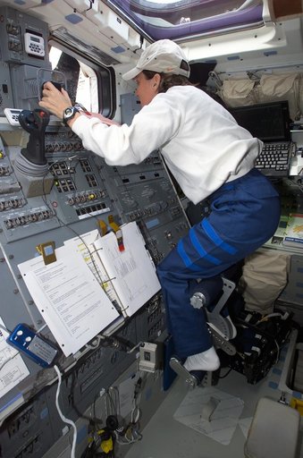 MS Currie at RMS controls on aft flight deck