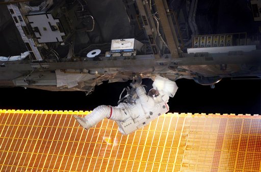Noguchi during EVA 1