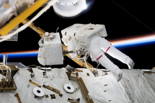 Reilly on EVA 1 during STS-117