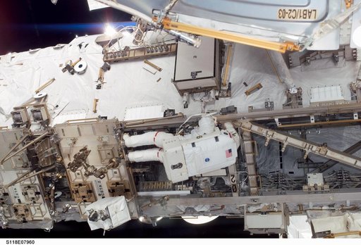 View of FE Anderson during a session of STS-118 / Expedition 15 EVA