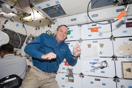 Arnold on Middeck (MDDK) with Food
