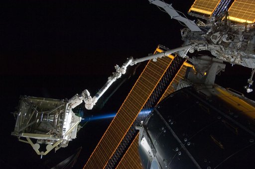 Space Station Remote Manipulator System (SSRMS) S6 Truss Relocation OPS