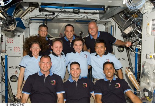 Expedition 18 / STS-119 Group Photo in Node 2 Harmony