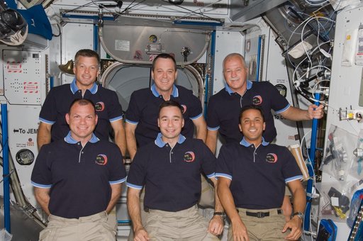 STS-119 Group Photo in Node 2 Harmony