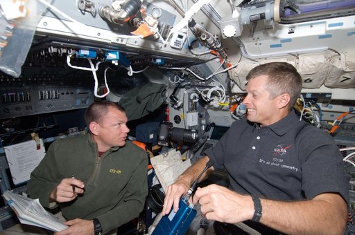 Antonelli and Swanson review undocking procedures on Flight Deck