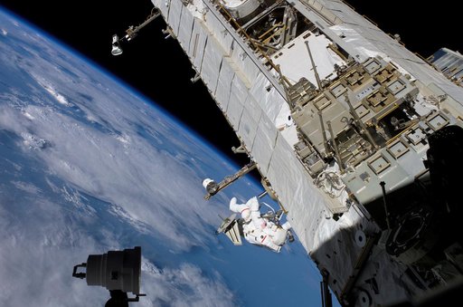 Sellers translates along the S1 Truss during EVA3 on STS-121 / Expedition 13 joint operations